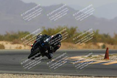 media/Apr-10-2022-SoCal Trackdays (Sun) [[f104b12566]]/Turn 15 (145pm)/